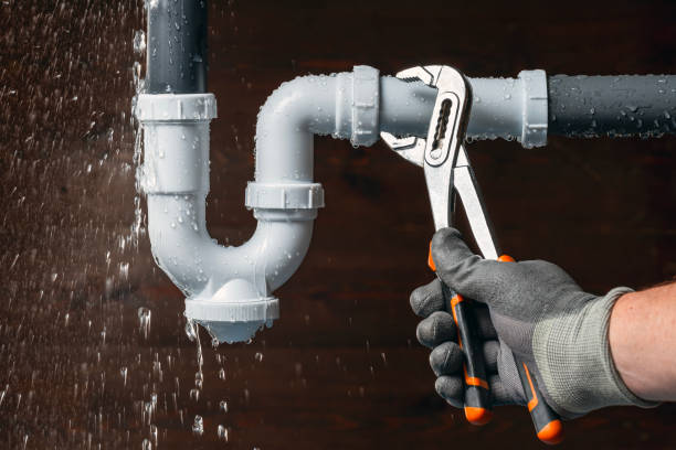 Professional Gas Line Repair technician working in Pluckemin, NJ